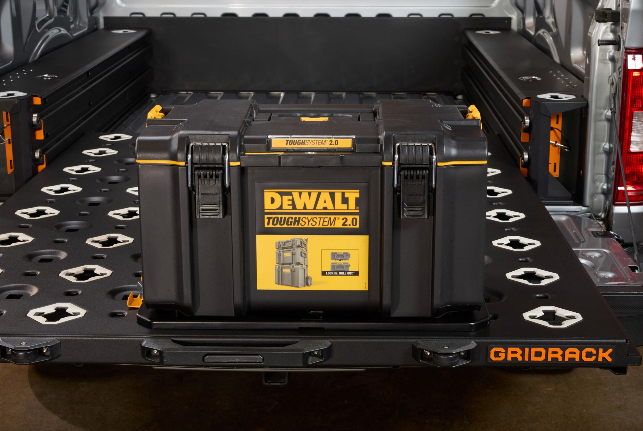 DEWALT® TOUGHSYSTEM® 2.0 and DXL™ FitKit