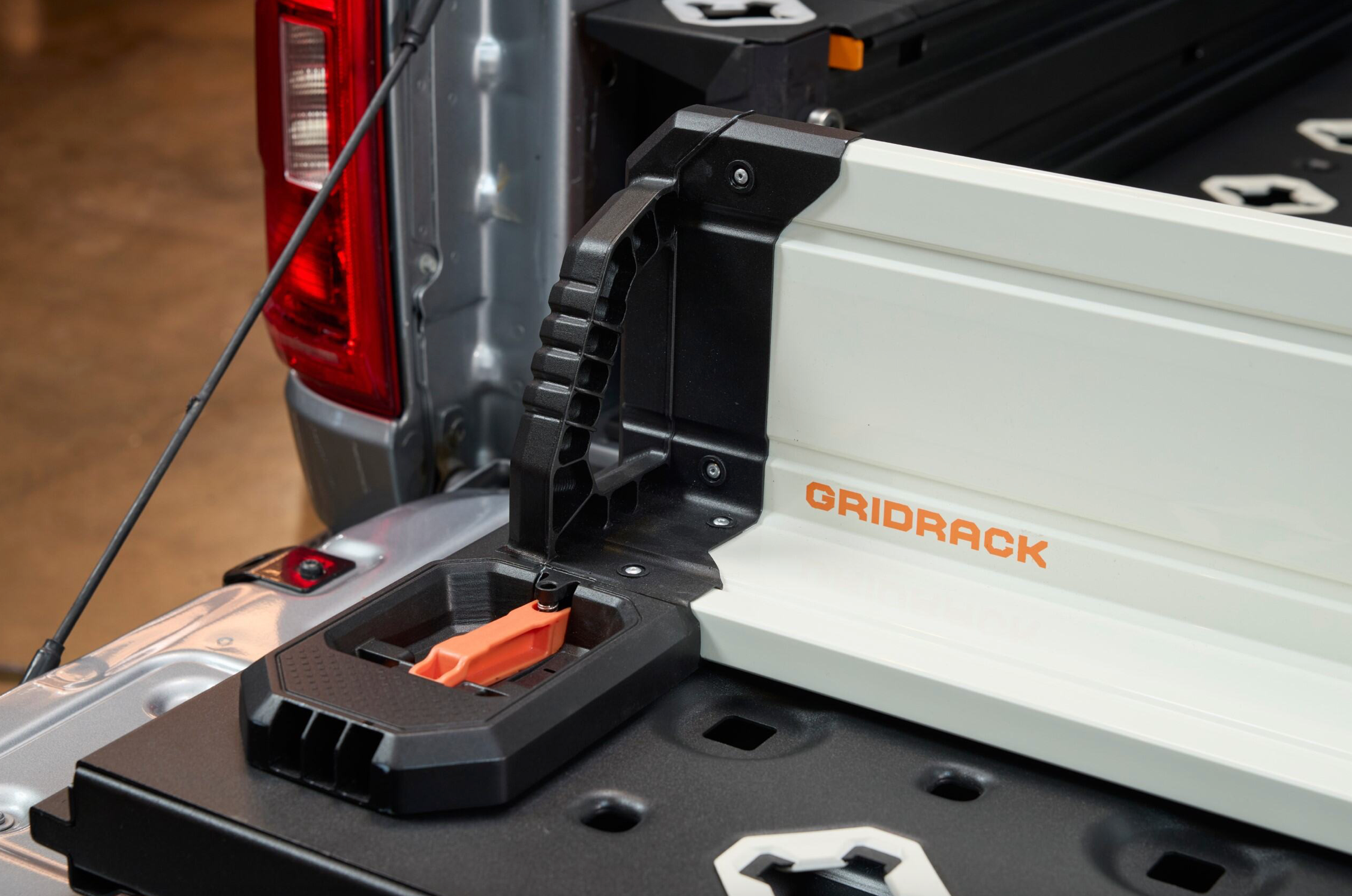 GRIDRACK™ 2-in-1 Bed Divider and Shelf