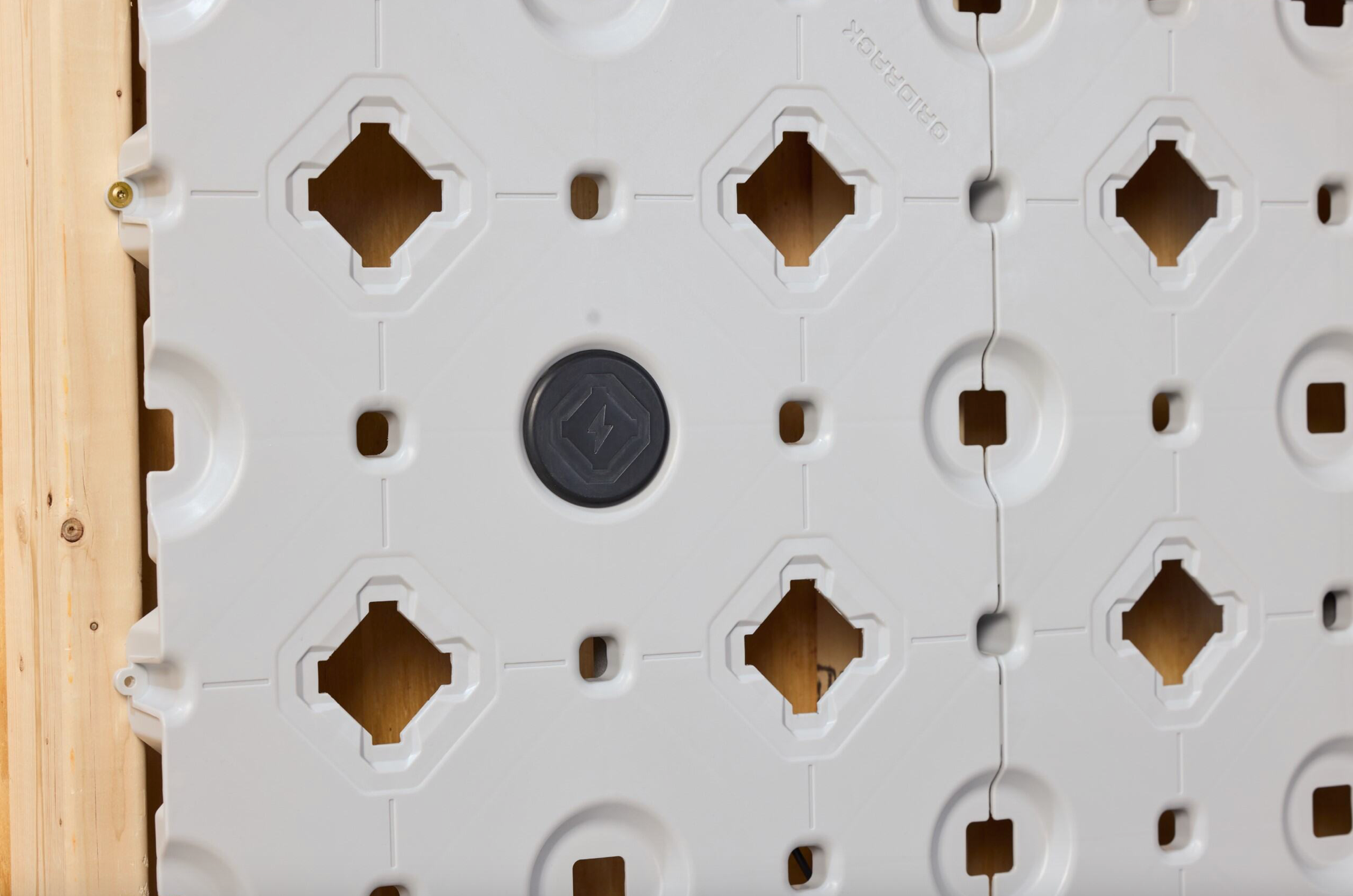 GRIDRACK™ Power Puck